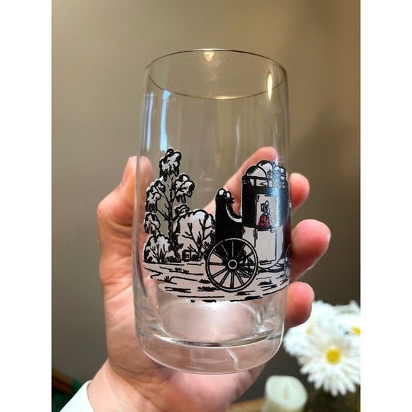 Vintage Carriage Horse and Buggy Drinking Glass Set w/ Gold Rim - Picture 5 of 7